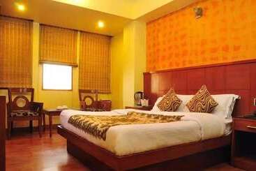 هتل Comfort Room Shiv Dev Int