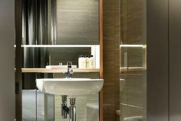 هتل Fraser Suites Perth