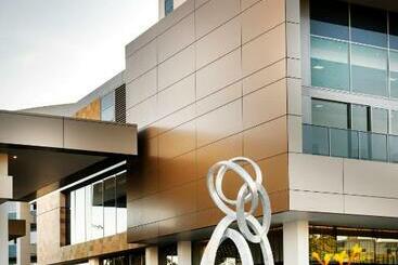 هتل Fraser Suites Perth