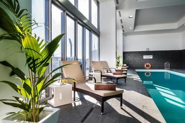 هتل Fraser Suites Perth