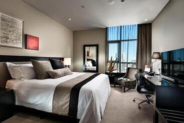 هتل Fraser Suites Perth