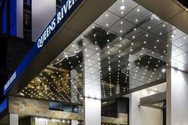 هتل Fraser Suites Perth