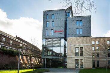 هتل Hampton By Hilton York