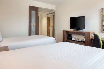 هتل Hampton By Hilton York