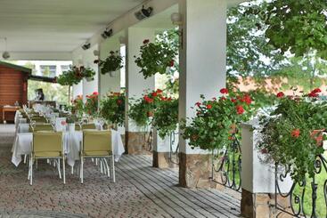 هتل Rixos-prykarpattya Resort