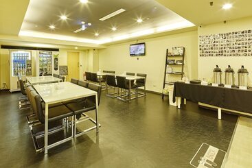 هتل Single Inn  Kaohsiung Linsen