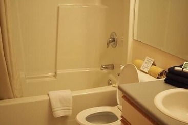 هتل Whale S Tail Guest Suites