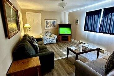 هتل Whale S Tail Guest Suites