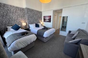 The Jubilee Hotel West  With Spa Facilities