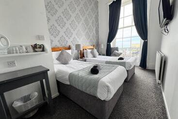 The Jubilee Hotel West  With Spa Facilities