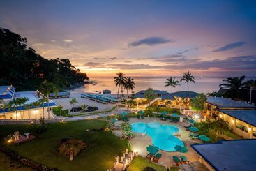 هتل Sunset Khaolak Resort