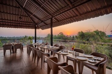 استراحتگاه Koko Maya By Stone Wood, Morjim