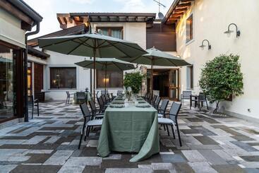 هاستل Accademia Vine Lodge