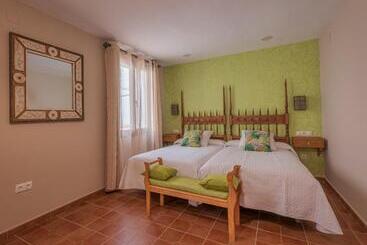 تختخواب و صبحانه Hostal El Griel No Disponemos De Recepción Física