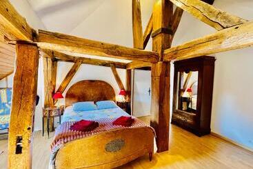 تختخواب و صبحانه Manoir Saint Pierre
