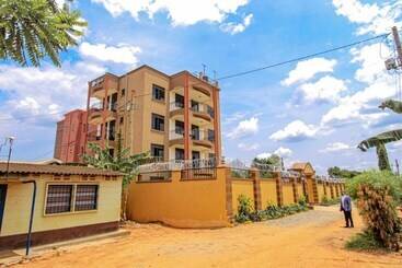 تختخواب و صبحانه Mbale Emperor S Motel