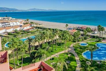 Don Juan Beach Resort - Манильва