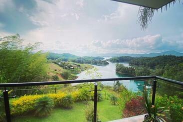 هتل Ab Natural Reserve Lifestyle