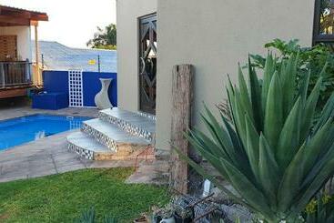 ペンション Aloe View Guesthouse