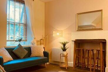 پانسیون Bloomfield At Stayboom