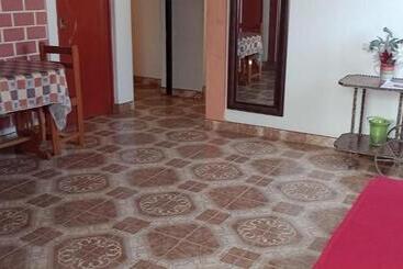 پانسیون Travelershouse Casa Hospedaje