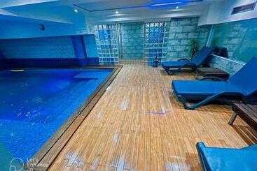 Silver Suites Hotel & Spa
