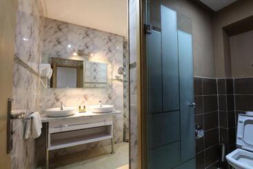 Silver Suites Hotel & Spa