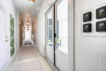 The Oleander Hotel Room 6