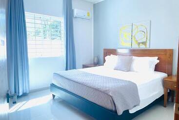 تختخواب و صبحانه Gaia Residence Deluxe