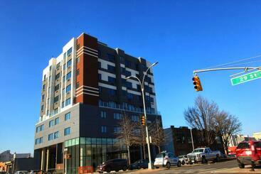 هتل Liberty View Brooklyn