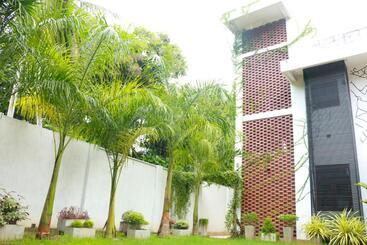 پانسیون Venus Heaven Luxurious Villa
