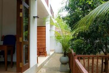 پانسیون Venus Heaven Luxurious Villa