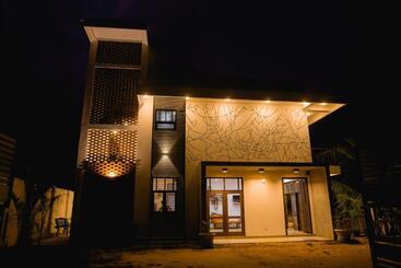 پانسیون Venus Heaven Luxurious Villa