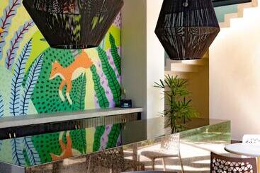 Hm Hotel Express