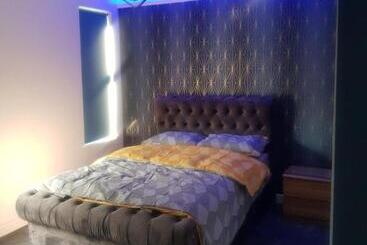 پانسیون Highfields Living   All Rooms Ensuite  Free Wifi  Free Local Parking
