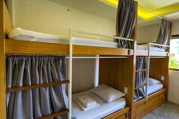Red Picnic Hostel Panglao