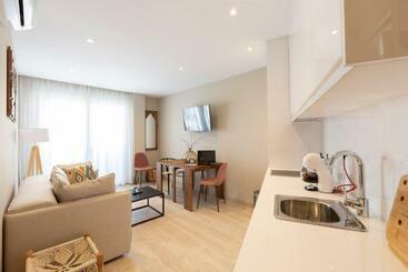 Apartamentos Martalia Arenal