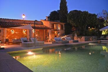 La Maison De Platane B&b
