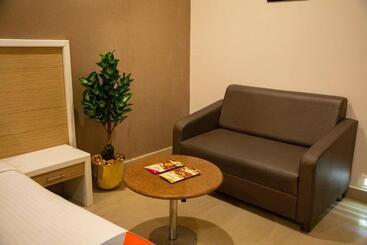 هتل Arunaachalaa Resiidency