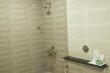 هتل Arunaachalaa Resiidency