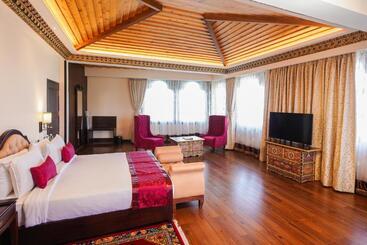 هتل Denzong Regency  Luxury Mountain Retreat Spa & Casino
