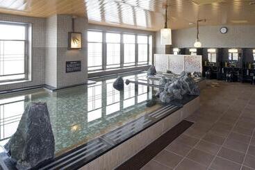 هتل Dormy Inn Asahikawa