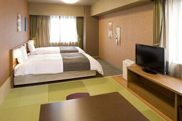 هتل Dormy Inn Asahikawa