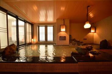 هتل Dormy Inn Asahikawa