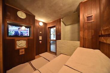هتل Dormy Inn Asahikawa
