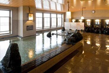 هتل Dormy Inn Asahikawa