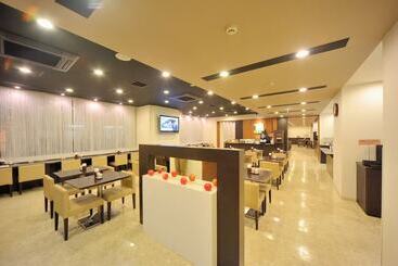 هتل Dormy Inn Hirosaki