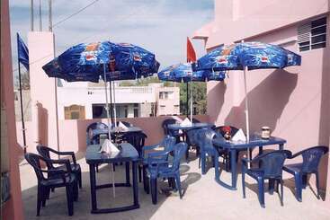 هتل Ganga Kripa