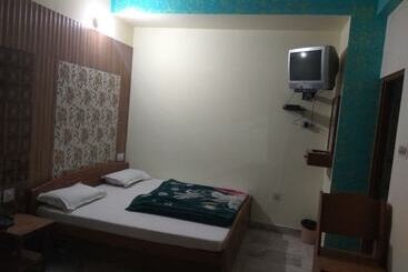هتل Ganga Kripa