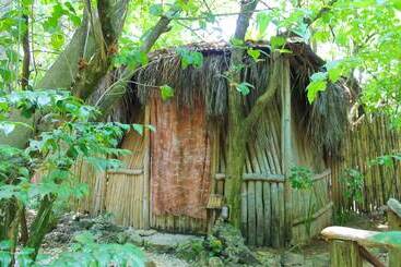 هتل Great Huts